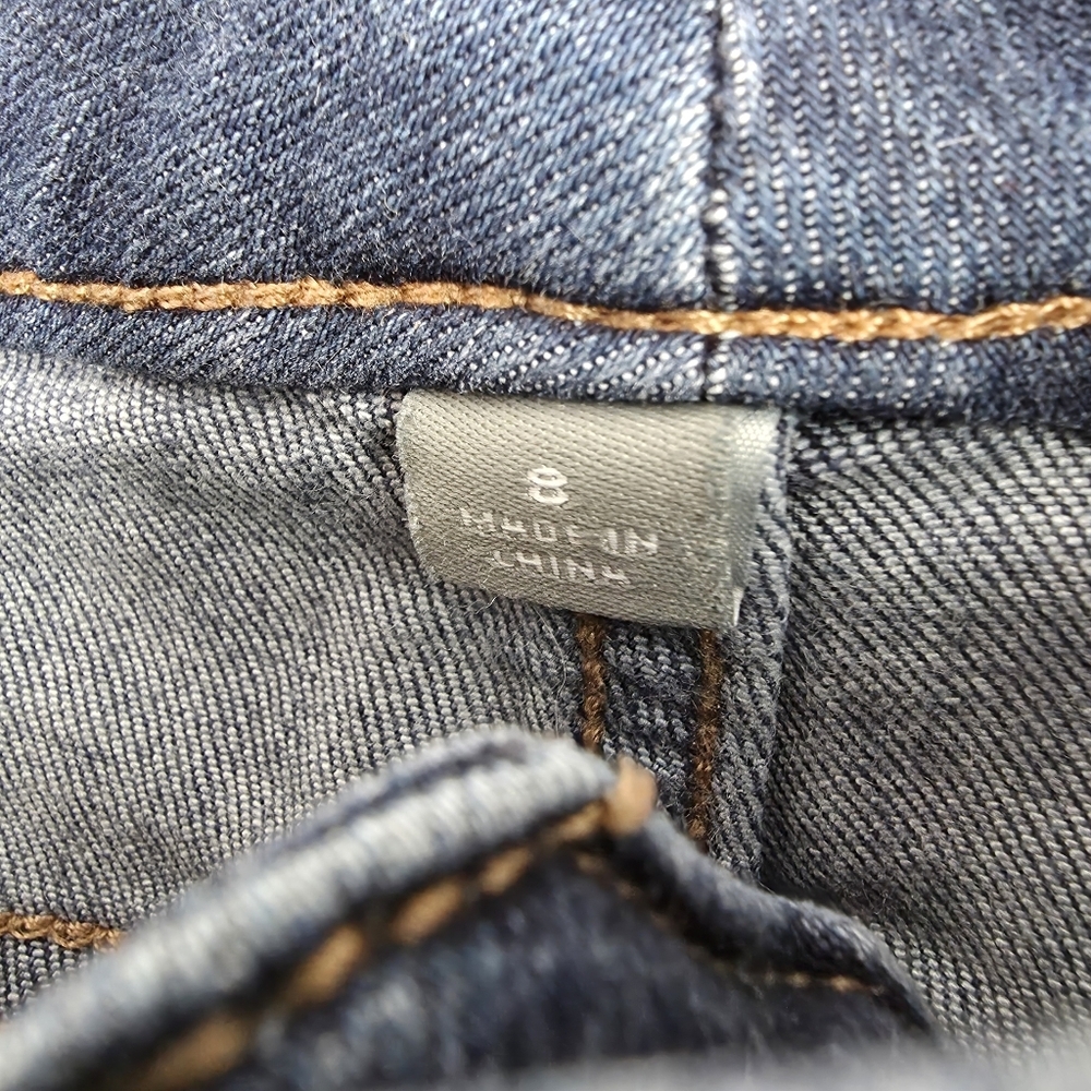 New York & Company Soho Jeans Size 8 Dark Wash Skinny Legging Double Button - Picture 2 of 9